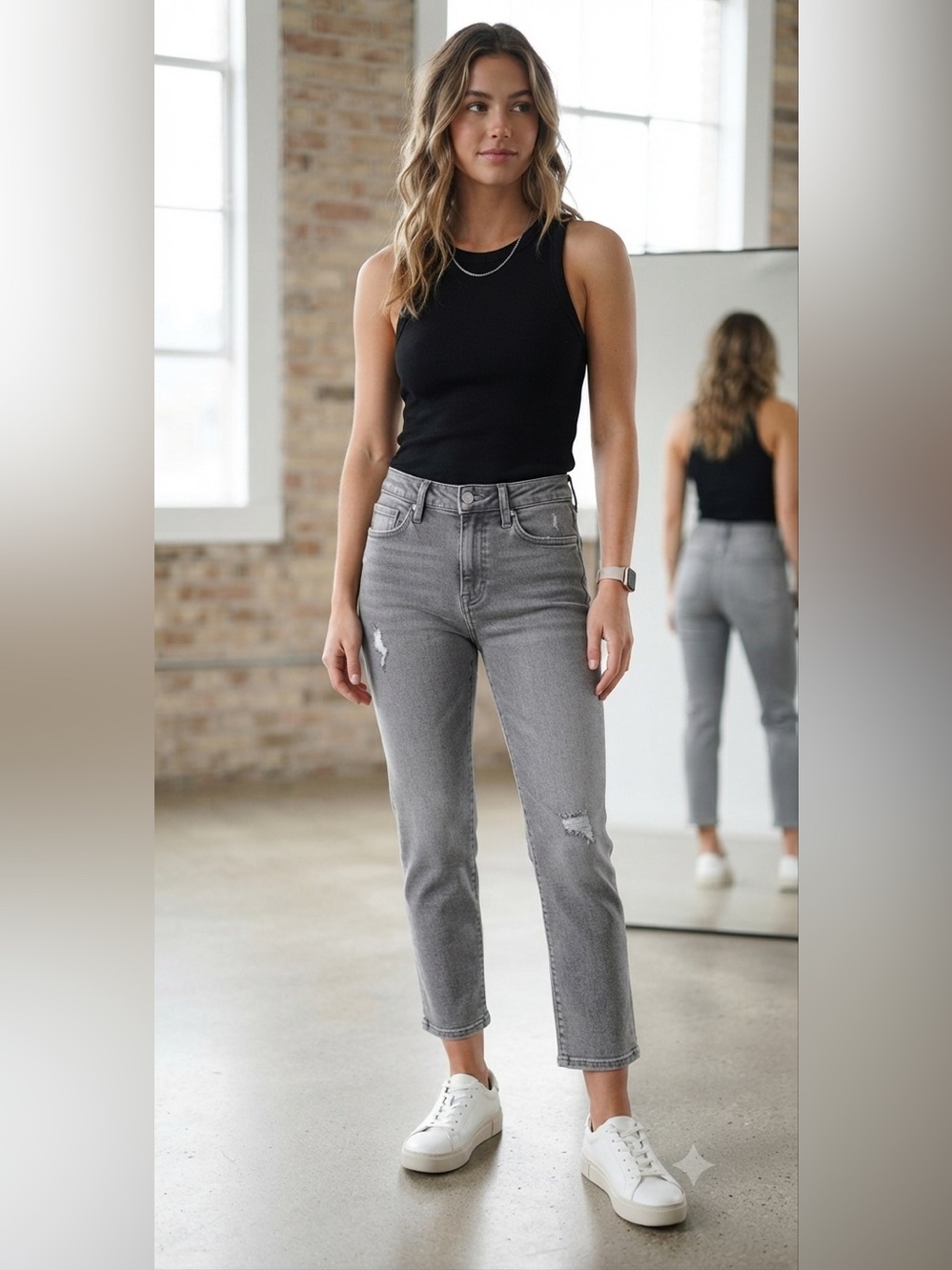 Vervet grey distressed straight
Stretch cropped denim. Luxe brand
EUC Sz 27